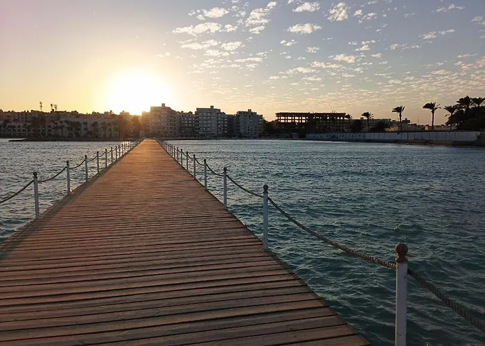 Sea View Pool And Access Apartment *
