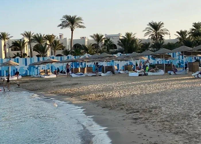 Sea View Pool And Access Hurghada