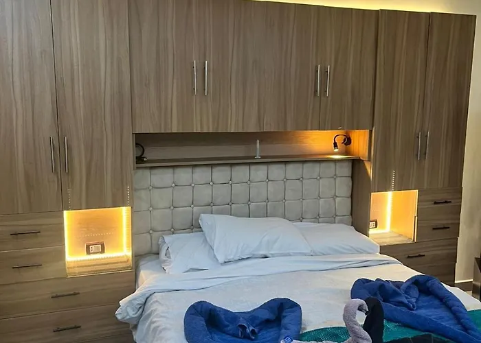 Apartment Sea View Pool And Access