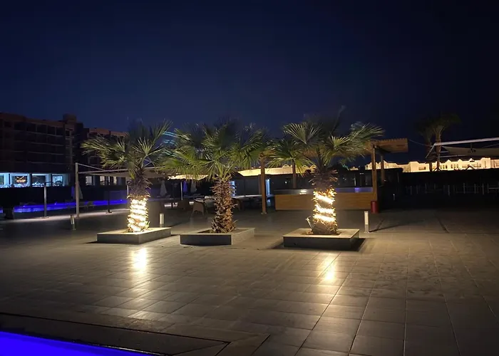 Sea View Pool And Access Apartment *