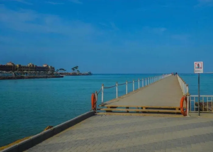Sea View Pool And Access Apartment Hurghada