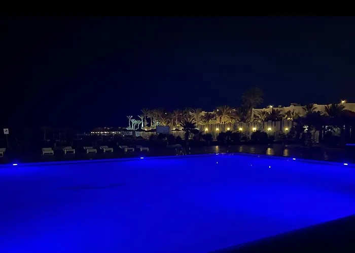 Apartment Sea View Pool And Access