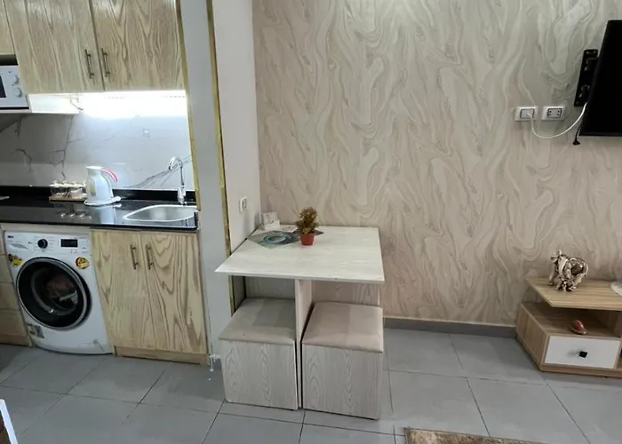 Daire Sea View Pool And Access Hurgada